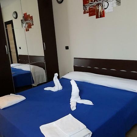 La Casa Del Lago Bed & Breakfast ซีร์มิโอเน ภายนอก รูปภาพ